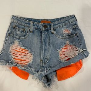 Signature 8 Jean shorts with orange pockets